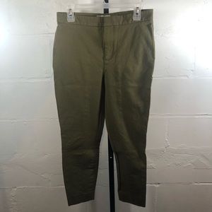 Everlane Capris Size 8 Olive Green